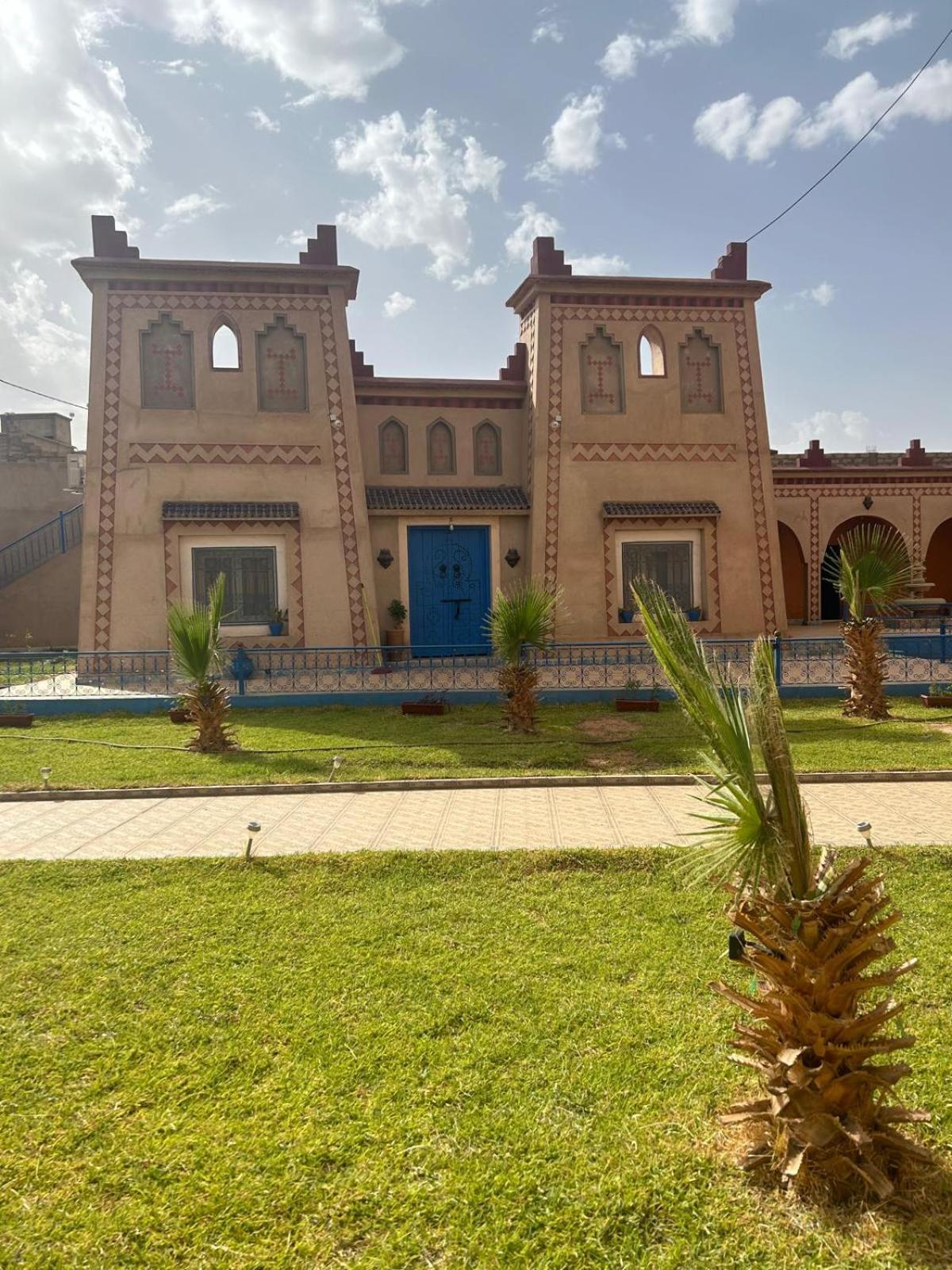 Kasbah Des Merveilles Dades Villa El Hart Exterior photo